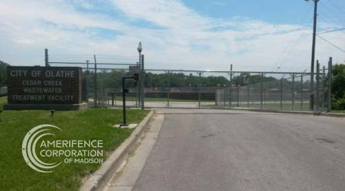 Fence Contractor Madison, WI double single cantilever roller slide vertical lift vertical pivot oramental picket decorative chain link security commercial industrial correctional prison manufacturing hinges hardware swing drive way estate perimeter 