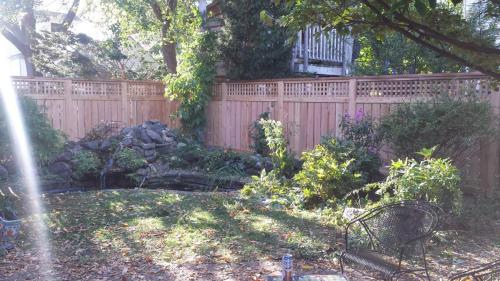Madison fence contractors residential fence company Madison, Wisconsin wood fencing