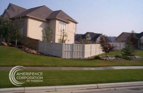 Fence Contractor Madison, WI board on board shadow box picket alternating staggered wood vinyl bufftech enduris plygem bufftech barrett home depot lowes menards tan sandstone white sandstone kahki cracking chipping splitting UVB residential backyard perimeter security visibility Fence Company Madison, WI